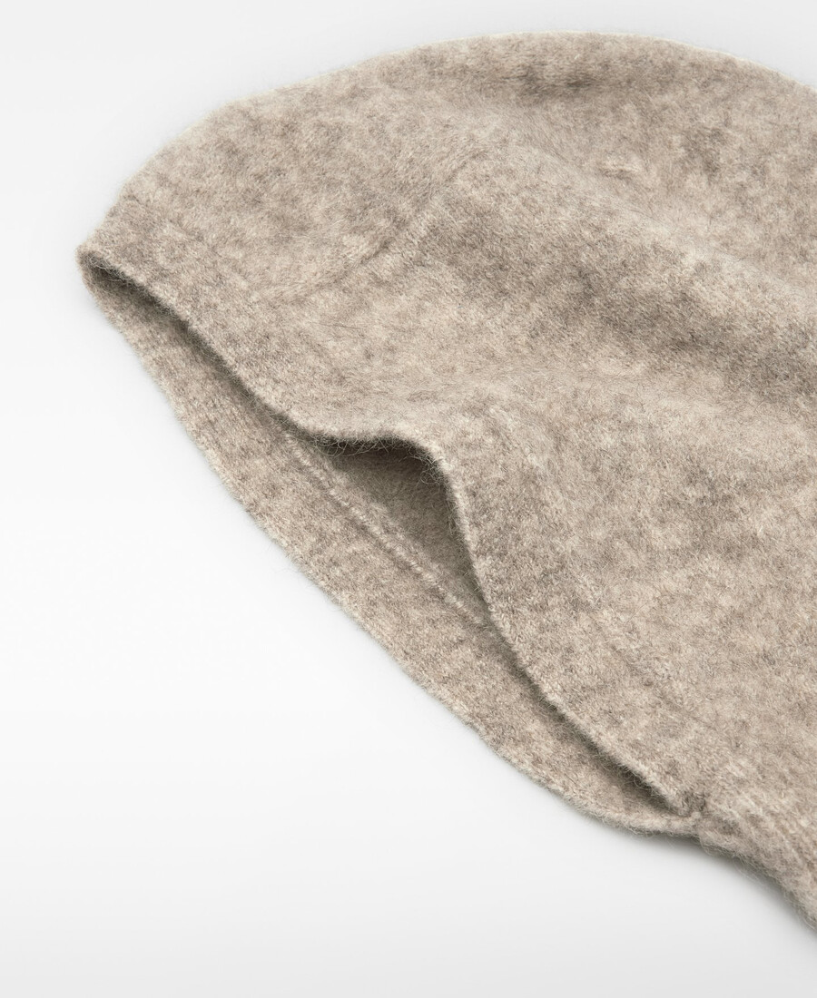 passamontagna in maglia da donna