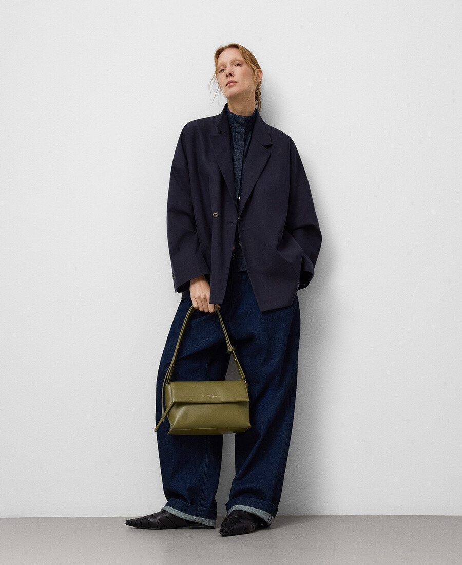 borsa a tracolla in pelle e non in pelle da donna