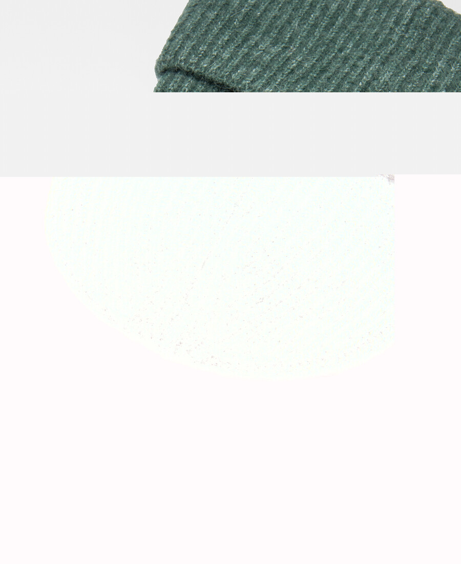 berretto in maglia a coste da donna