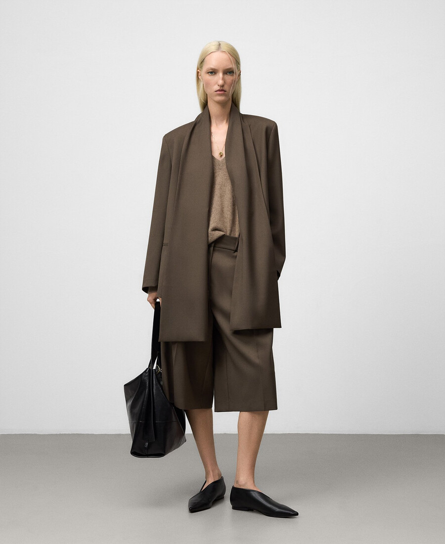 blazer sartoriale con collo a sciarpa da donna