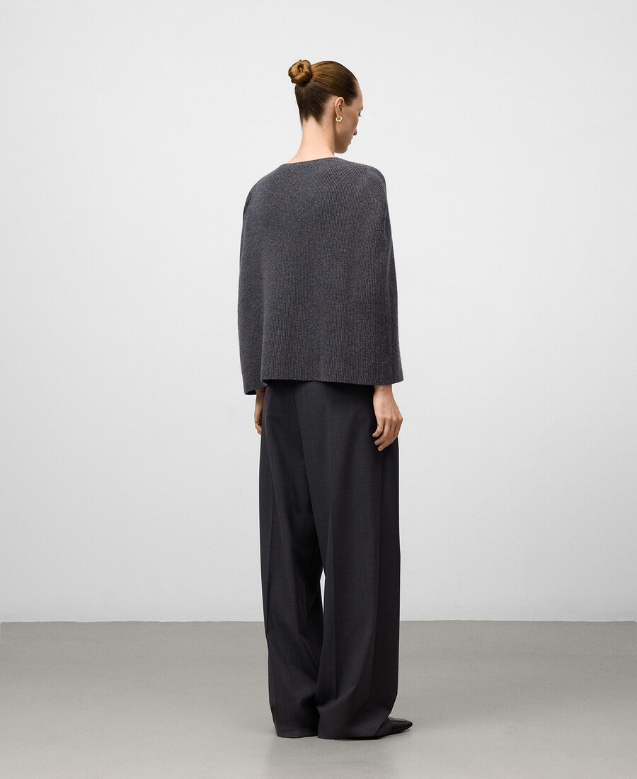 mantella avvolgente in lana merino da donna