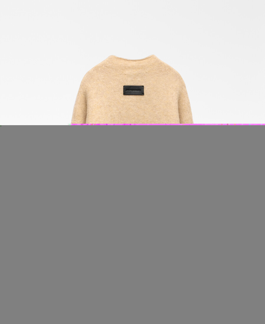 cardigan in maglia con collo a imbuto da donna