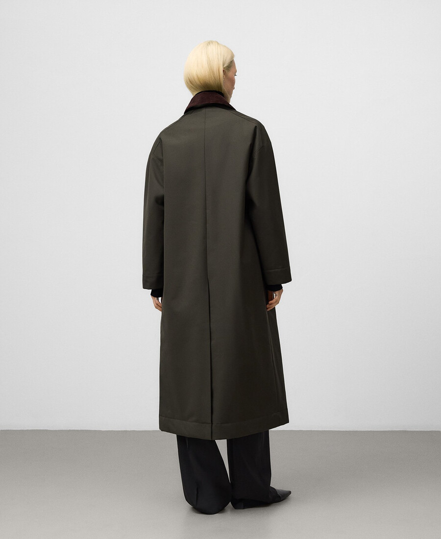 cappotto lungo da donna con collo alla francese