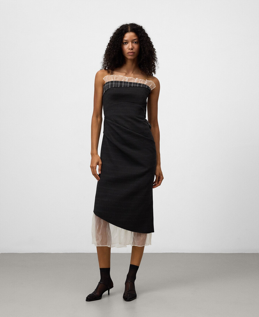 abito da donna con scollo a v combinato