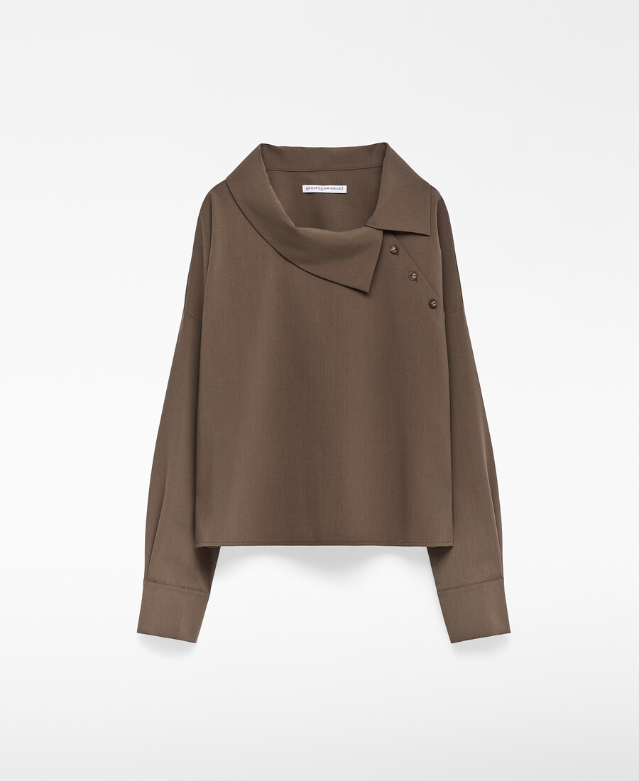camicia da donna con colletto asimmetrico