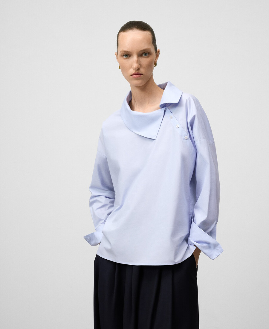 camicia da donna con colletto asimmetrico