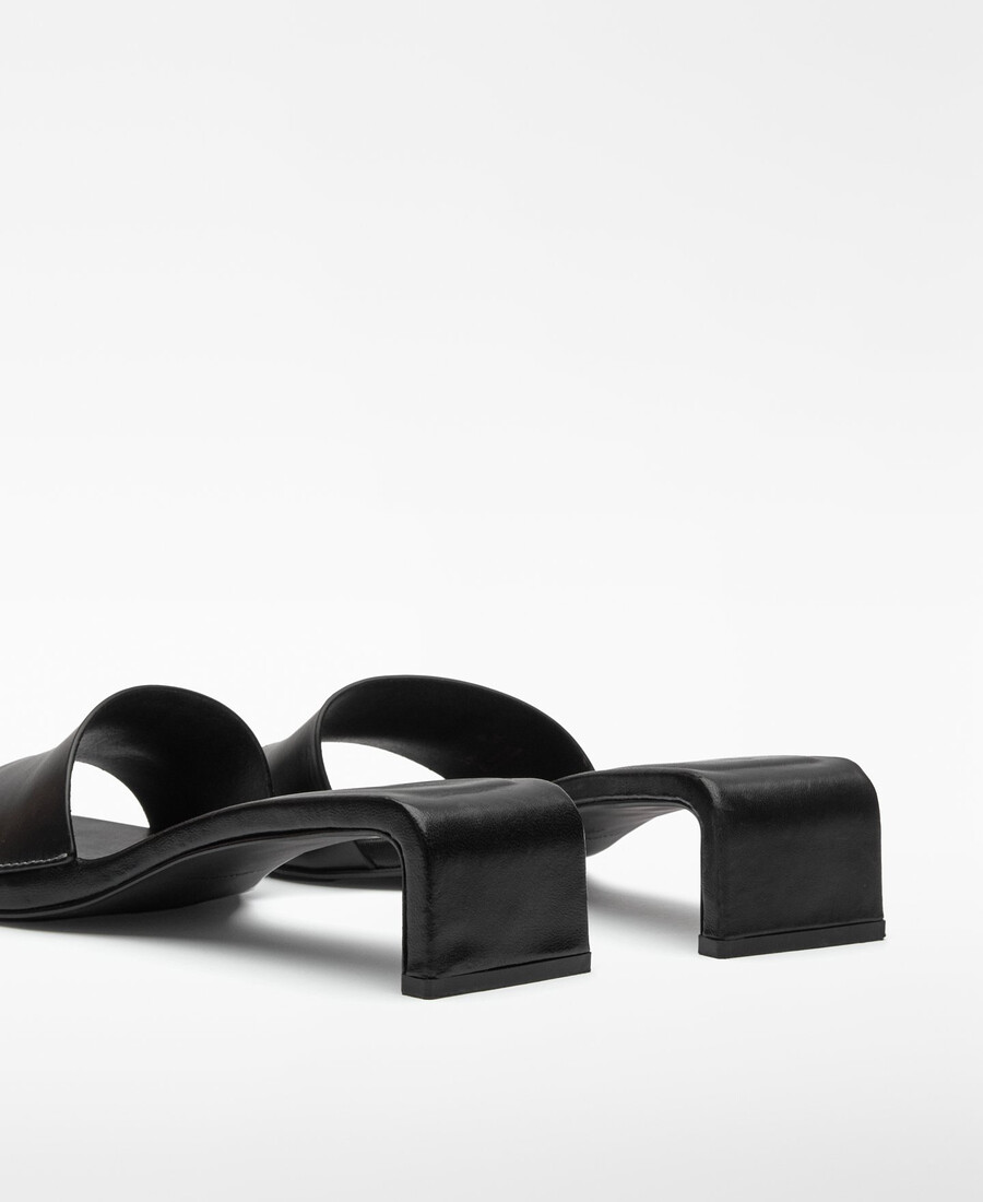 sandalo donna in pelle con tacco continuo