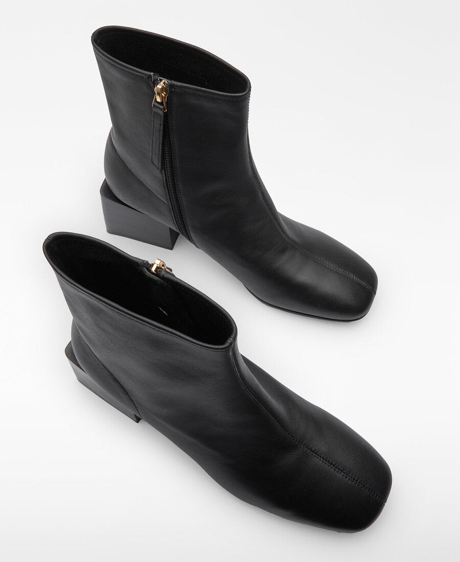 stivaletto in pelle con punta tonda da donna
