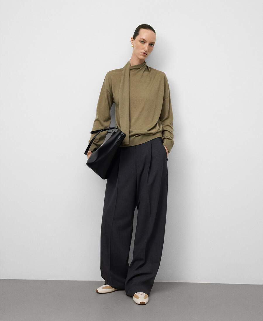 maglione collo sciarpa in lana merino donna