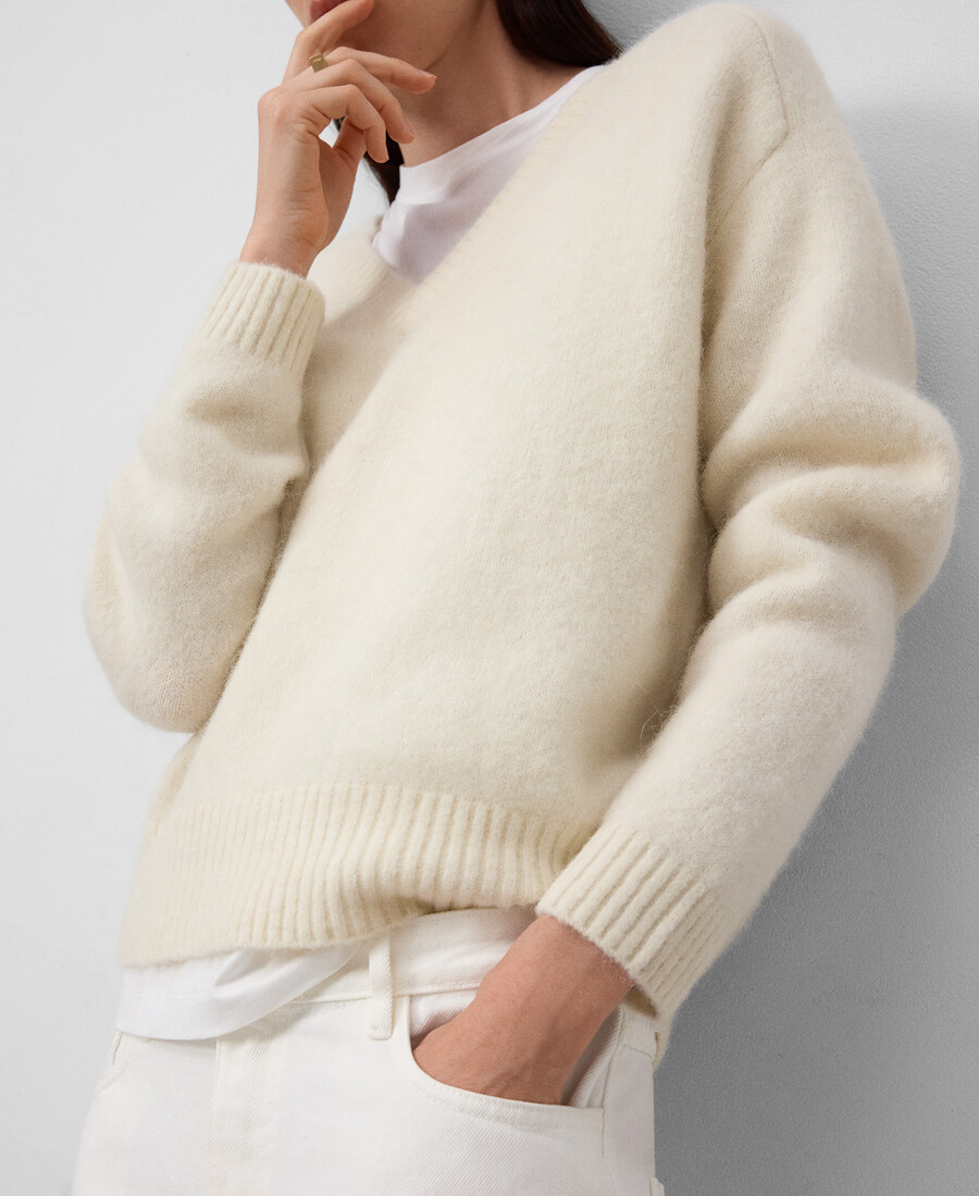 maglione in maglia con scollo a v da donna