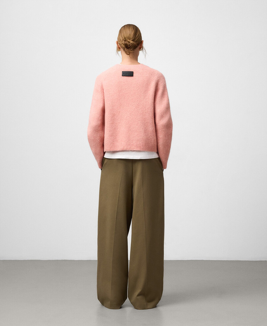 maglione corto da donna in maglia con collo rotondo