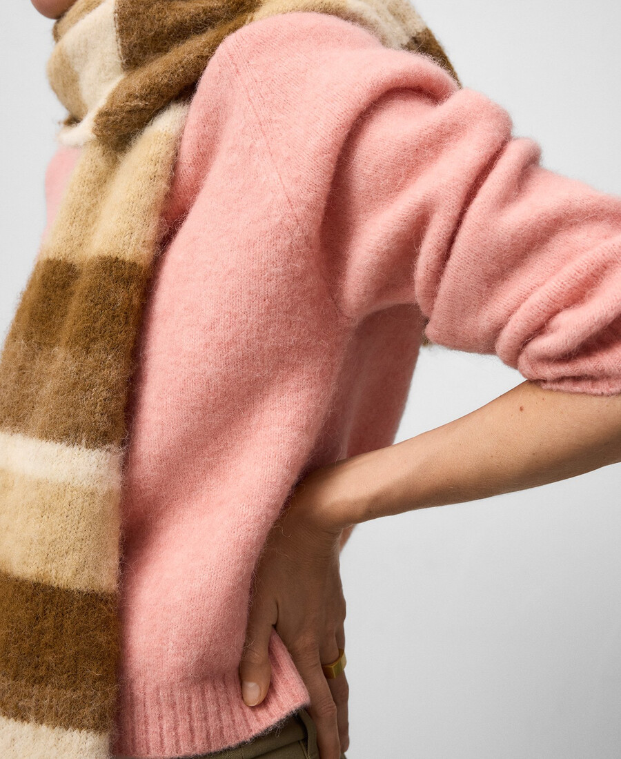 maglione corto da donna in maglia con collo rotondo
