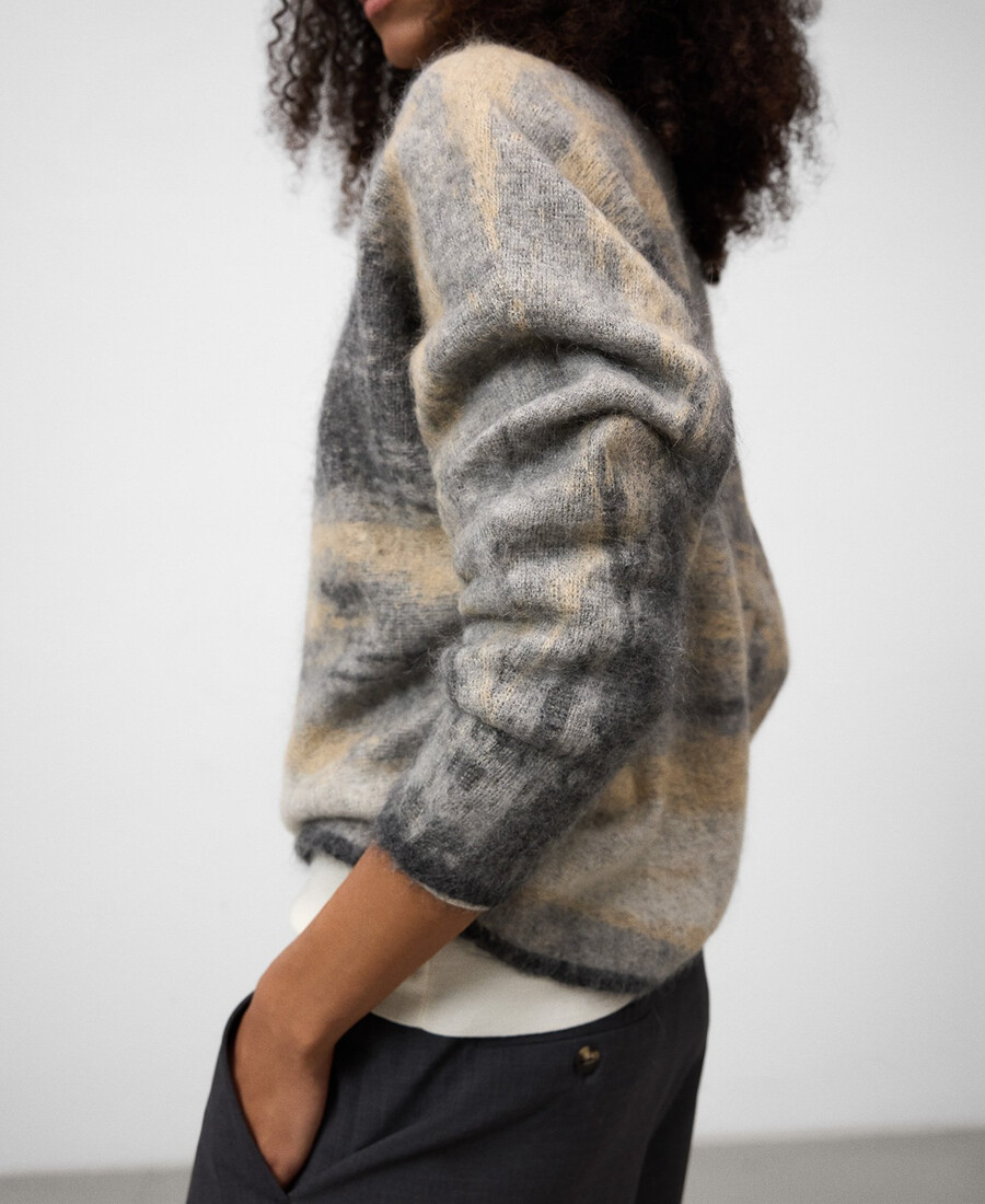 maglione da donna in maglia jacquard sfumata