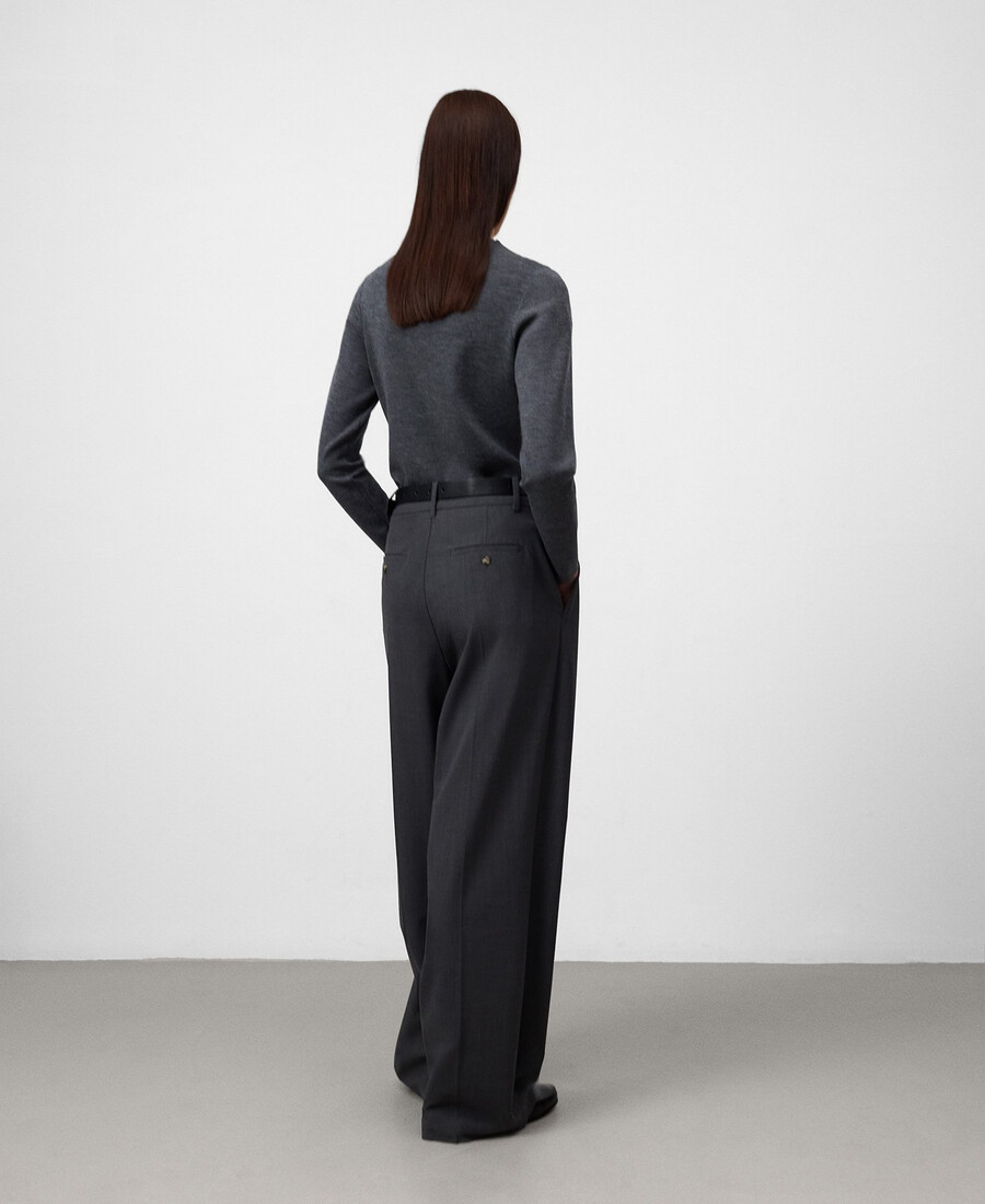 maglione donna in maglia con scollo asimmetrico