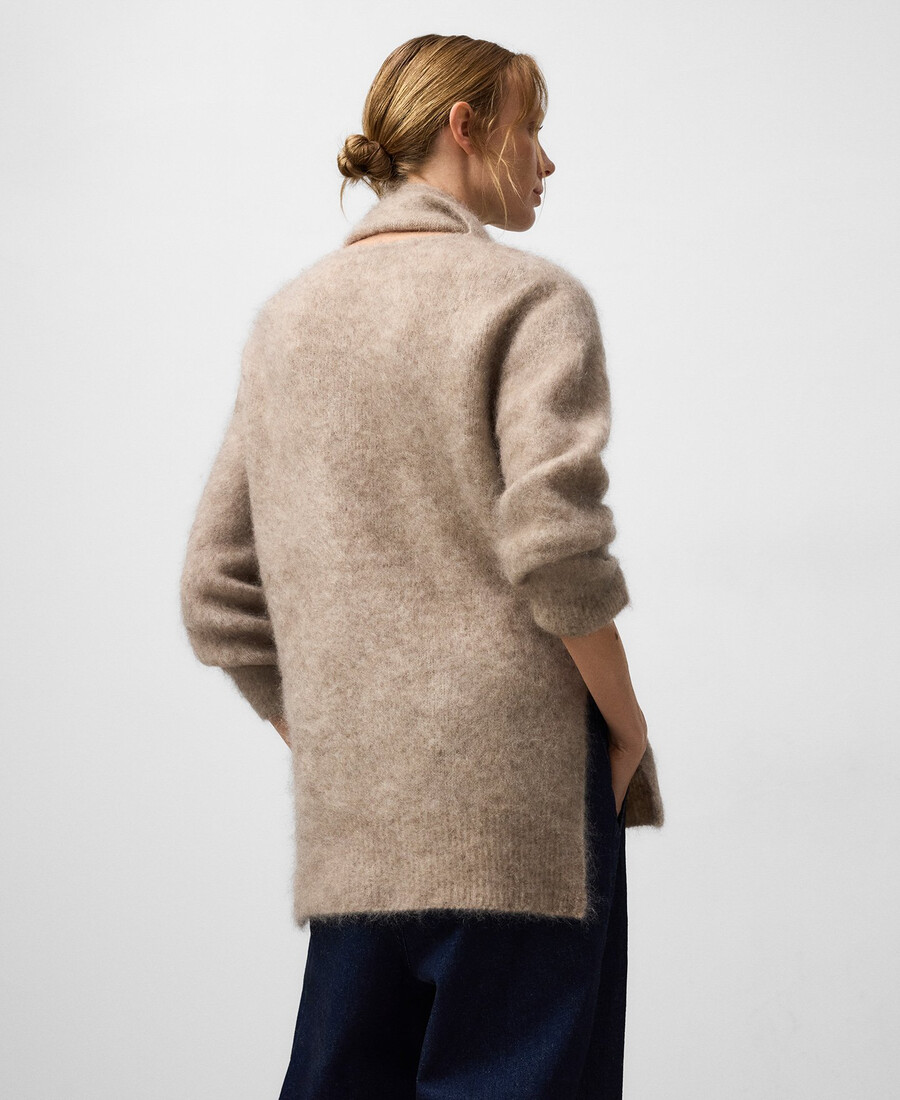 maglione con collo a sciarpa in maglia spazzolata da donna