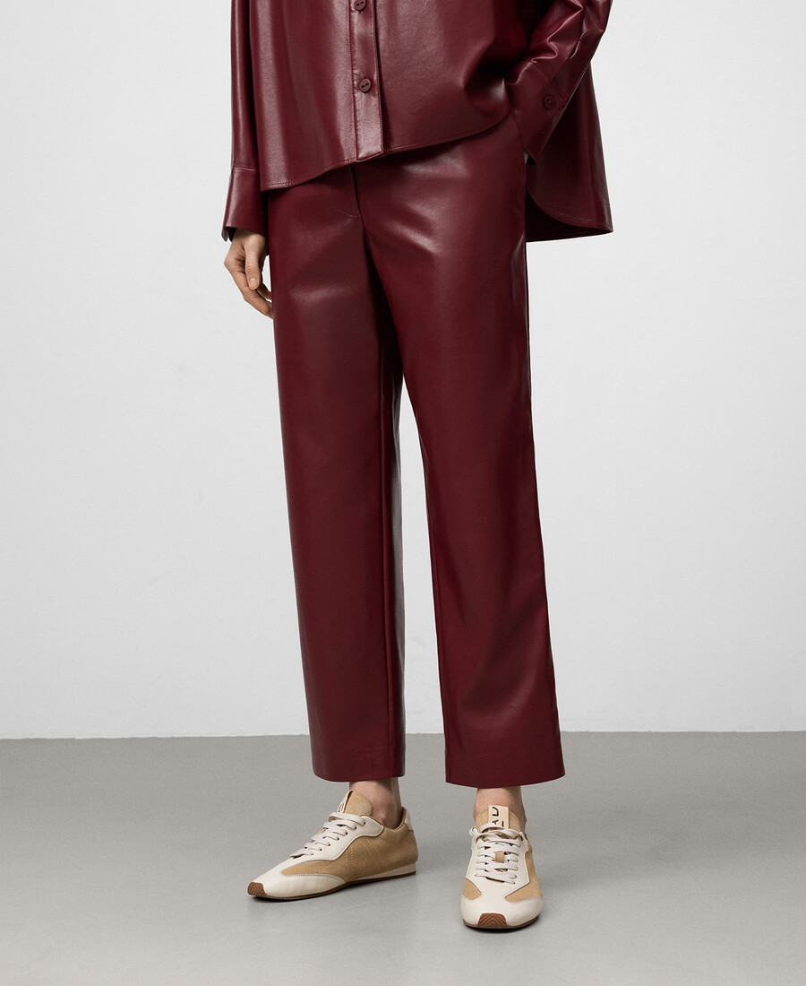 pantaloni dritti in pelle e non in pelle da donna