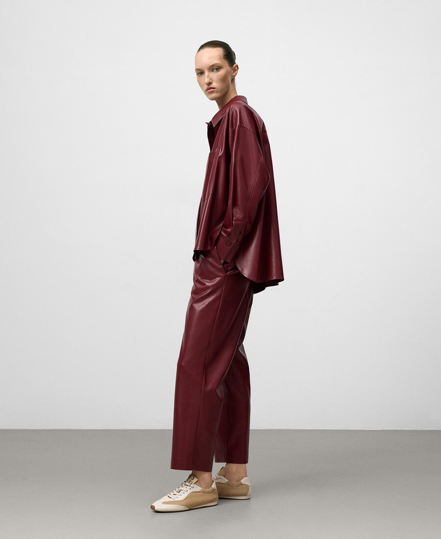 pantaloni dritti in pelle e non in pelle da donna