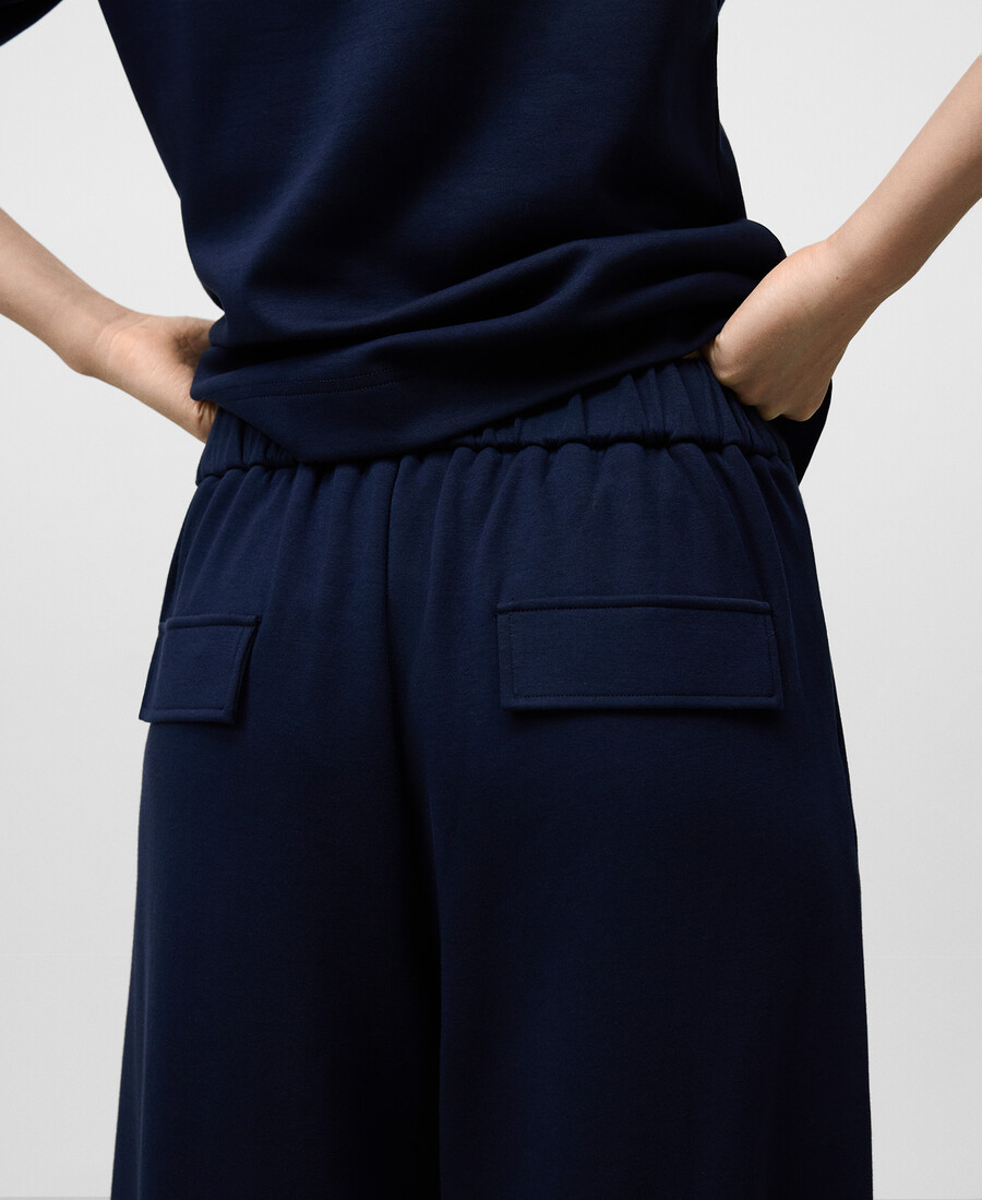 pantaloni jogger con gamba arrotondata da donna