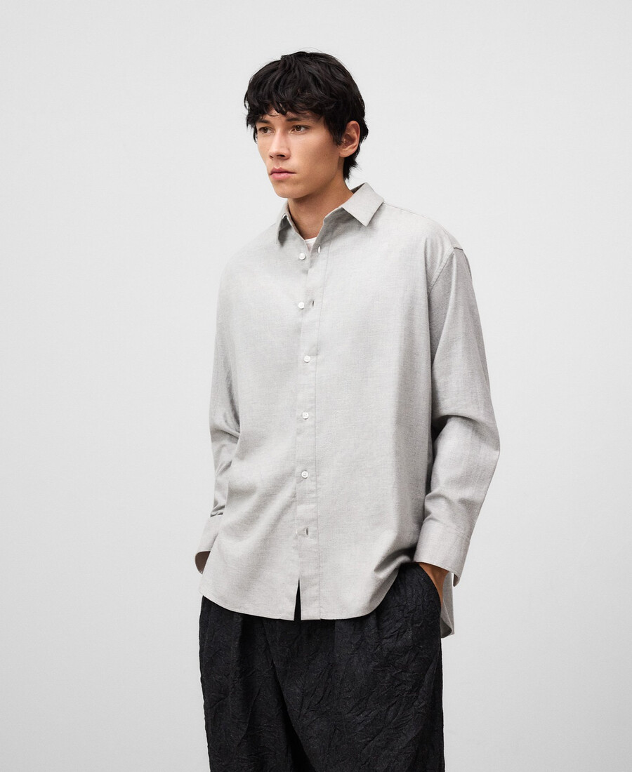 camicia da uomo con colletto alla francese dalla vestibilità comoda
