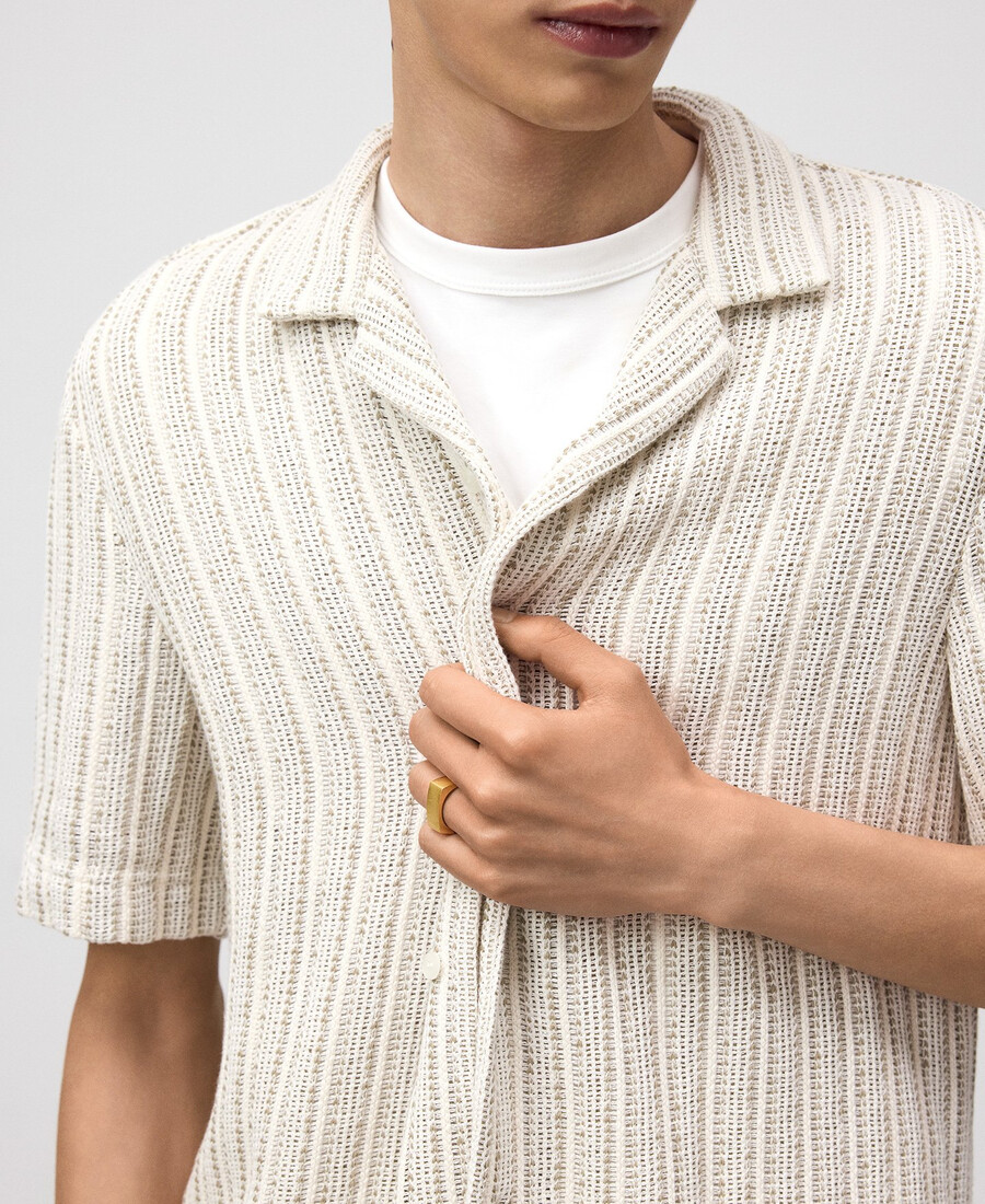 camicia strutturata con colletto bowling da uomo