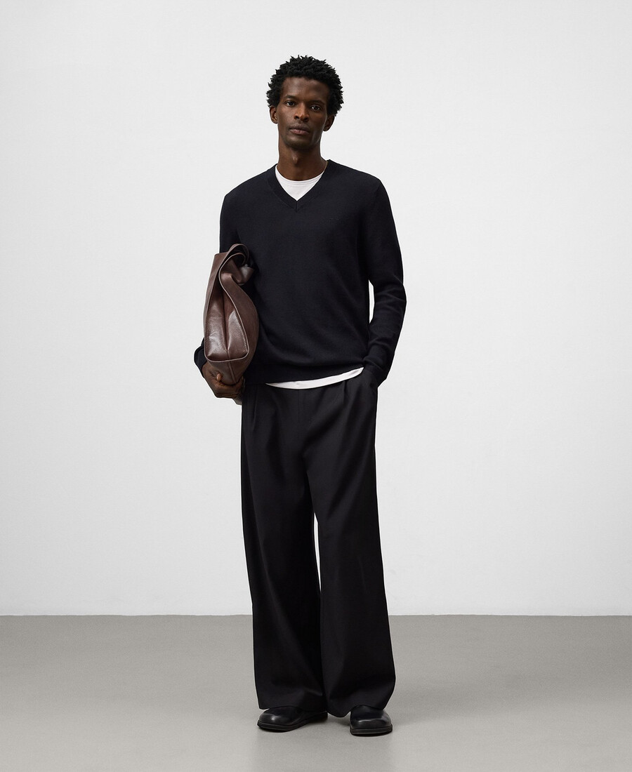 maglione uomo con scollo a v vestibilità regolare