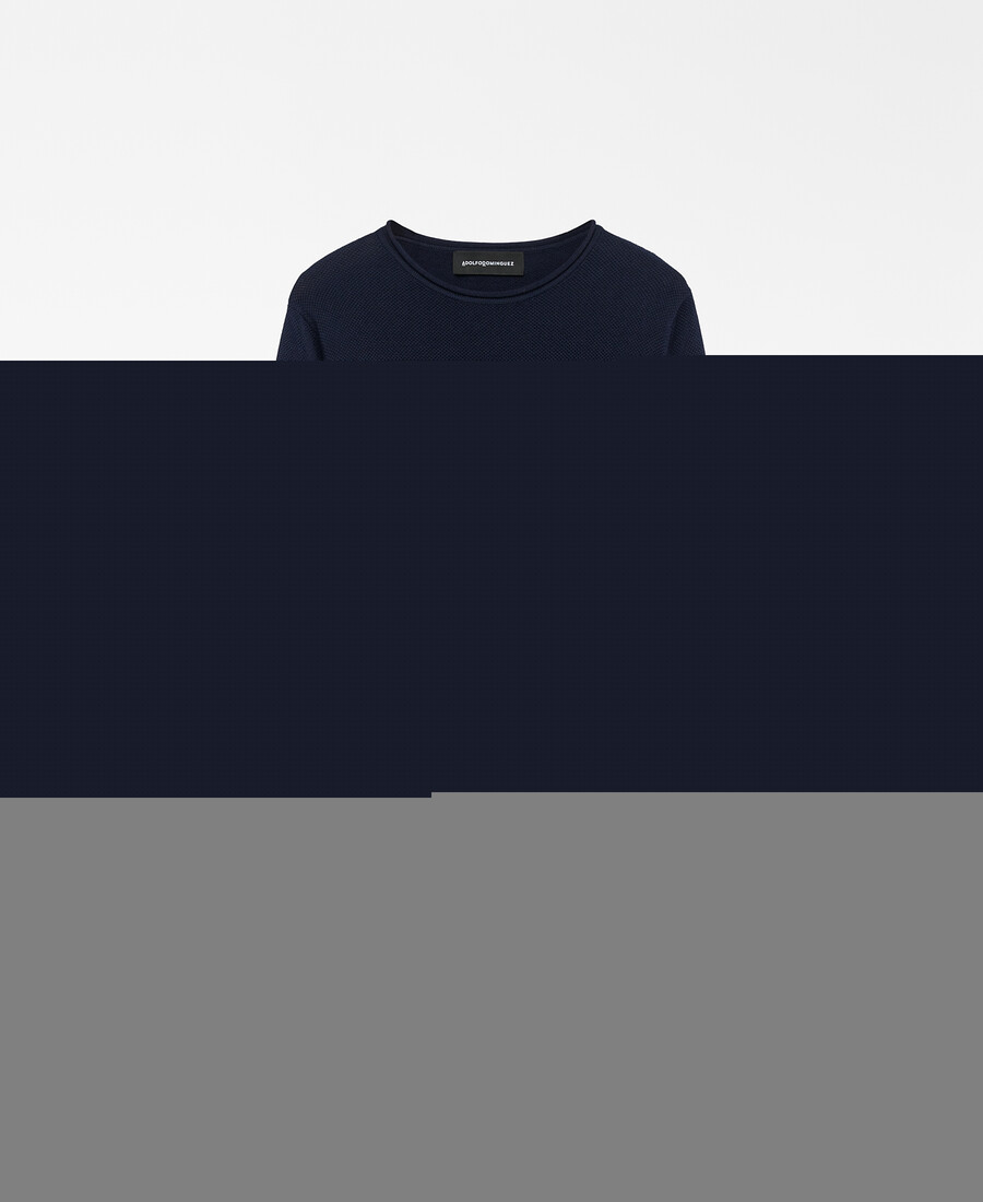t-shirt uomo in maglia strutturata con collo arrotolato